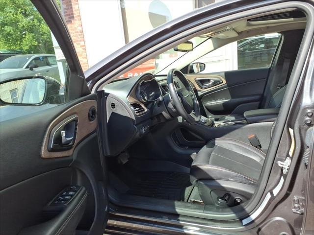 2015 Chrysler 200 C