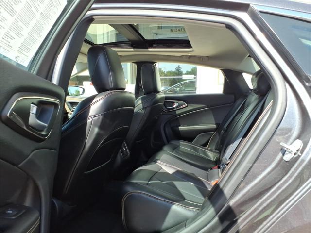 2015 Chrysler 200 C