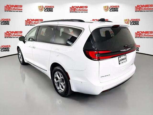 2023 Chrysler Pacifica Limited AWD