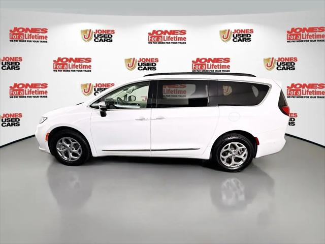 2023 Chrysler Pacifica Limited AWD