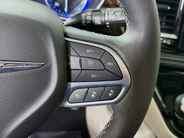 2023 Chrysler Pacifica Limited AWD