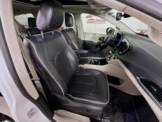 2023 Chrysler Pacifica Limited AWD