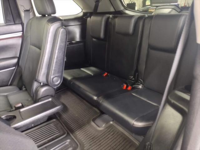 2016 Toyota Highlander Hybrid Limited Platinum V6