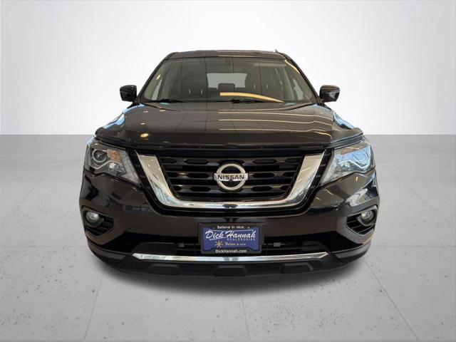 2019 Nissan Pathfinder SL