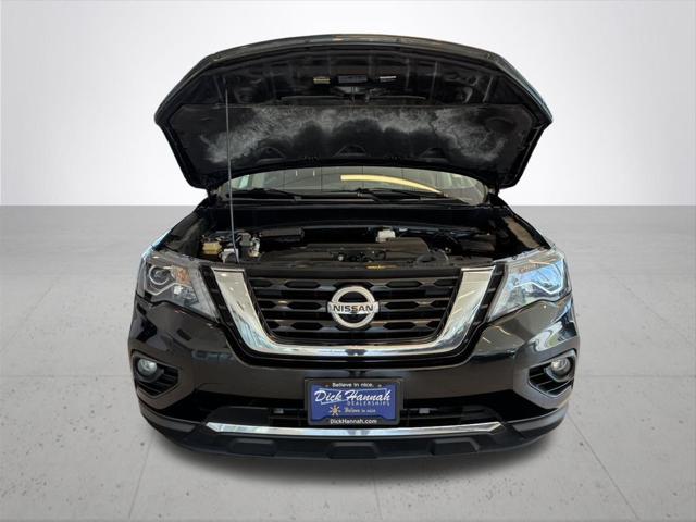 2019 Nissan Pathfinder SL