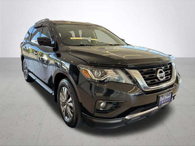 2019 Nissan Pathfinder SL