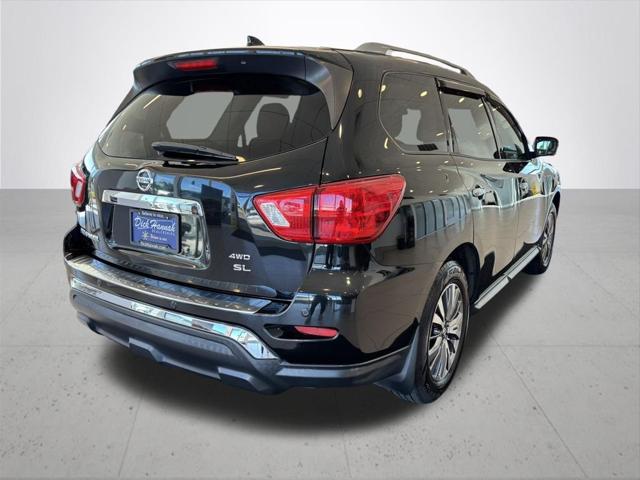2019 Nissan Pathfinder SL