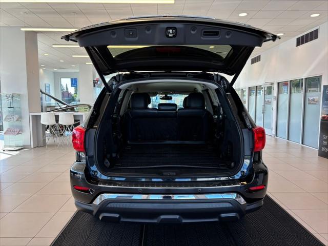 2019 Nissan Pathfinder SL