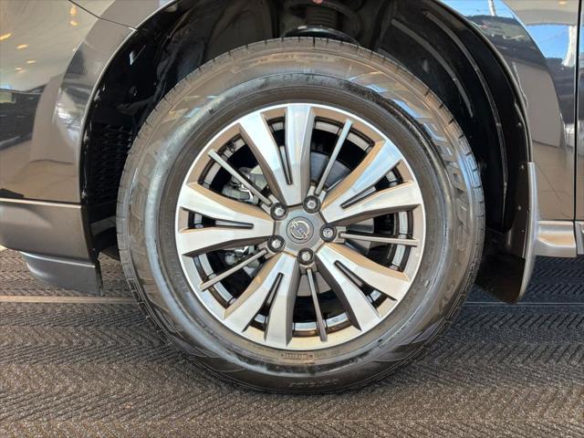 2019 Nissan Pathfinder SL