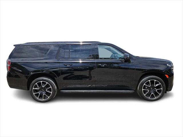 2024 Chevrolet Suburban 4WD RST