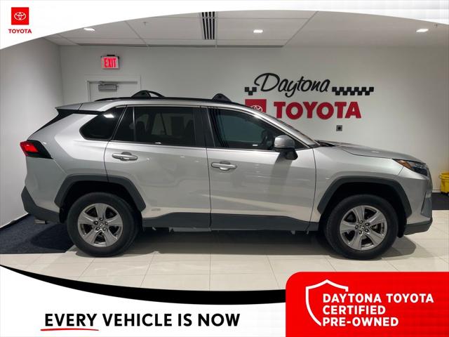 2022 Toyota RAV4 Hybrid XLE