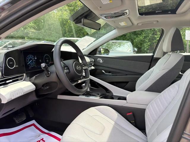 2026 Hyundai Elantra Hybrid Limited