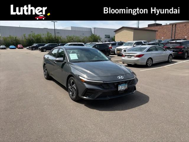 2026 Hyundai Elantra Hybrid Limited for sale in Bloomington, MN