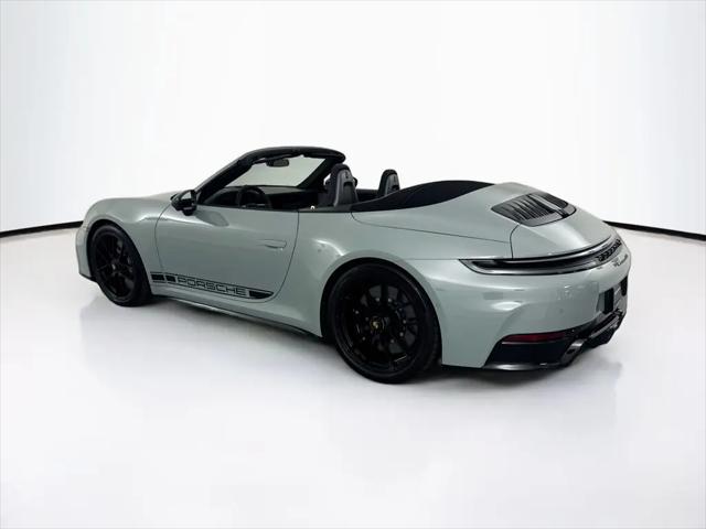2026 Porsche 911 Carrera 4 GTS Cabriolet