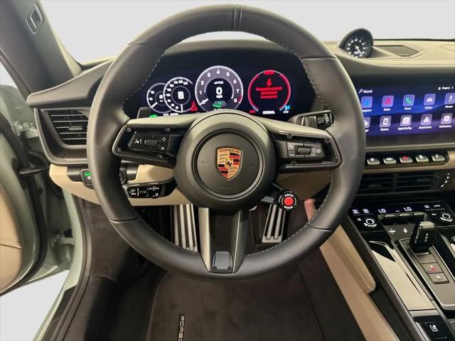 2026 Porsche 911 Carrera 4 GTS Cabriolet
