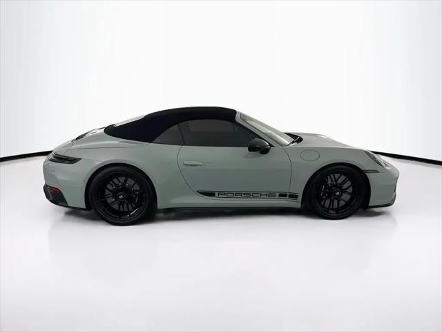 2026 Porsche 911 Carrera 4 GTS Cabriolet