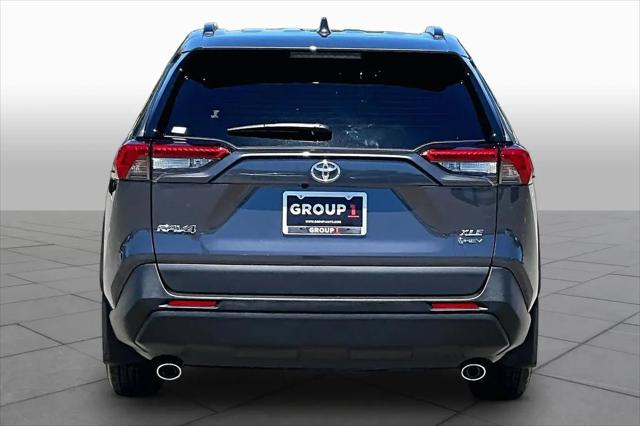2025 Toyota RAV4 Hybrid XLE