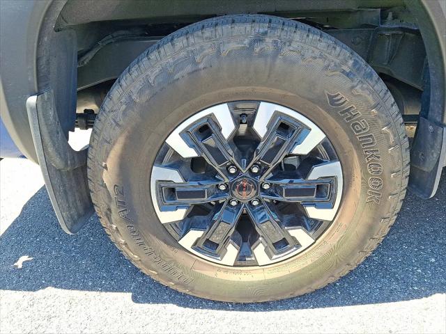 2024 Nissan Frontier Crew Cab PRO-4X 4x4