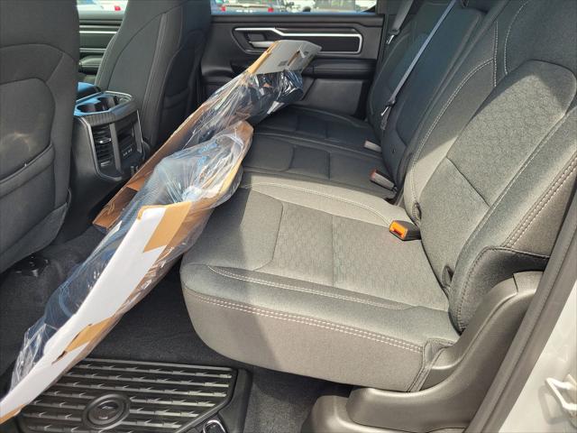 2026 Ram 1500 Big Horn Crew Cab 4x4 5'7" Box
