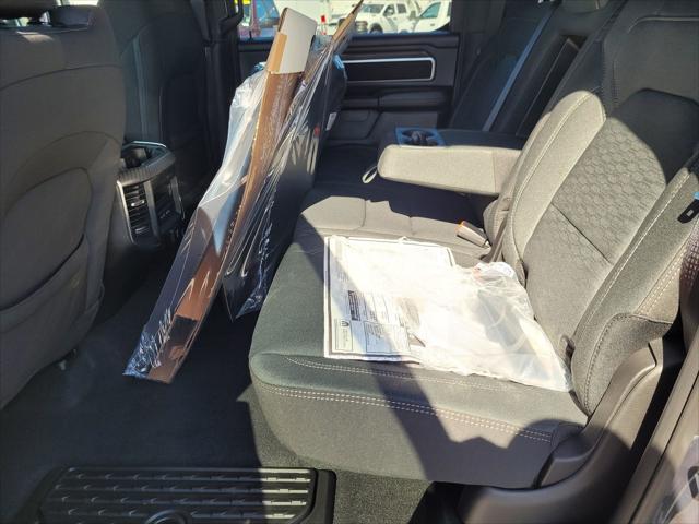 2026 Ram 1500 Big Horn Crew Cab 4x4 5'7" Box