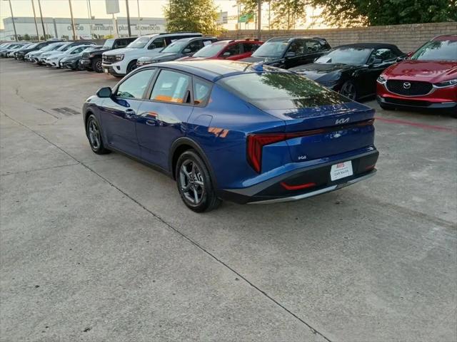 2025 Kia K4 LXS