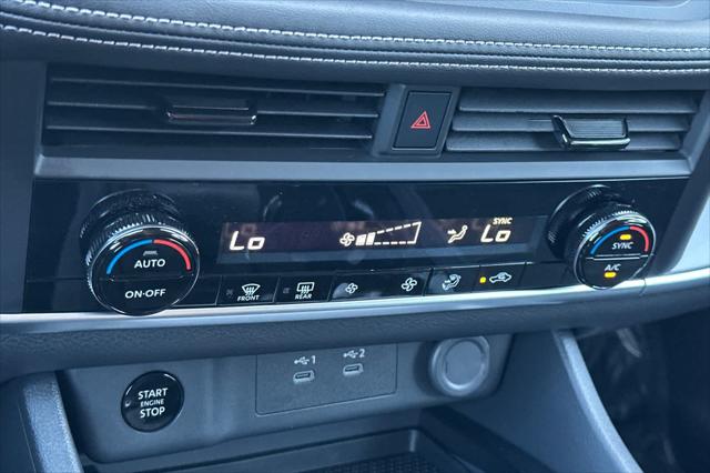 2026 Nissan Rogue SV