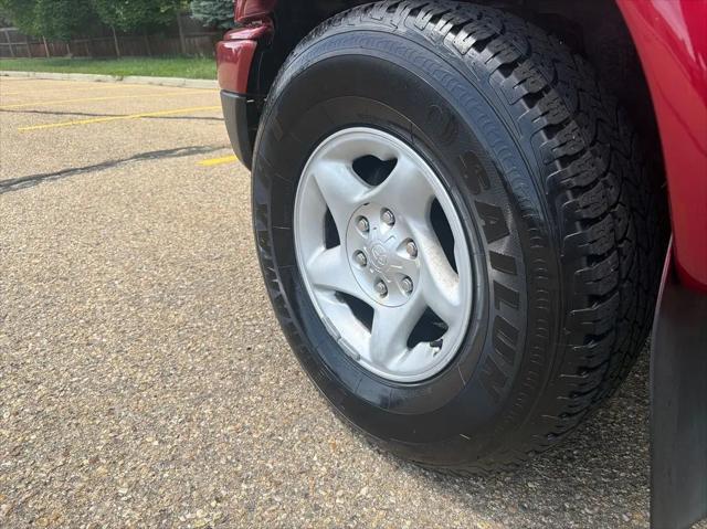 2003 Toyota Tacoma Base V6