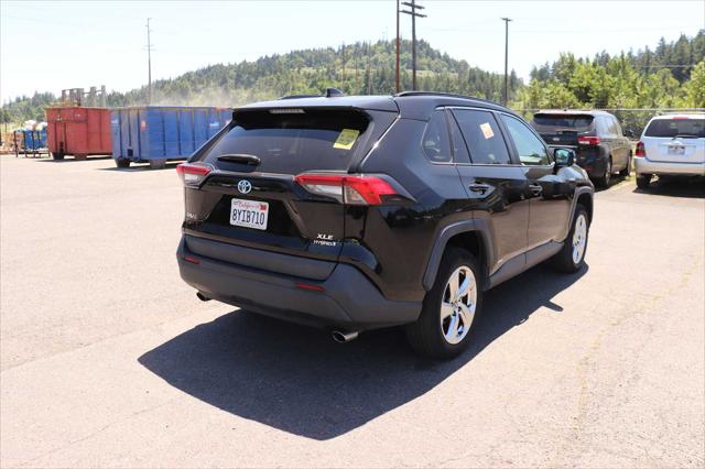 2021 Toyota RAV4 Hybrid XLE Premium