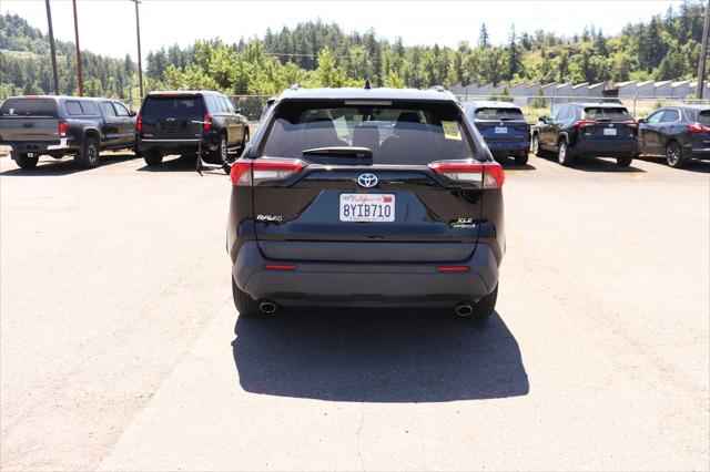 2021 Toyota RAV4 Hybrid XLE Premium
