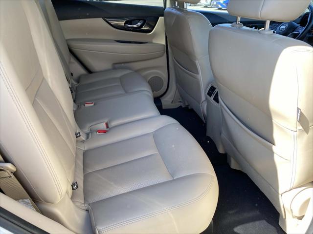2017 Nissan Rogue SL