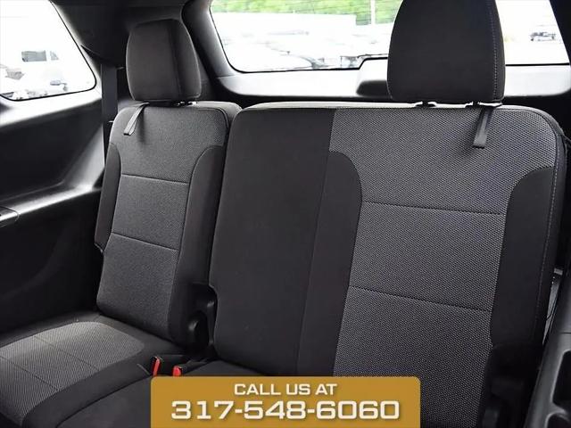 2023 Chevrolet Traverse FWD LT Cloth