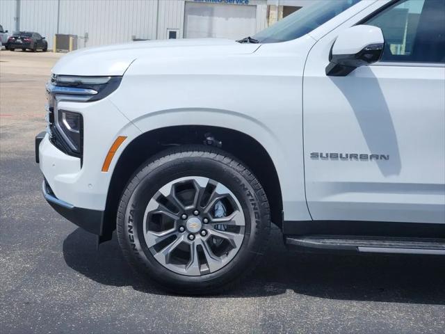 2026 Chevrolet Suburban LT, 4WD