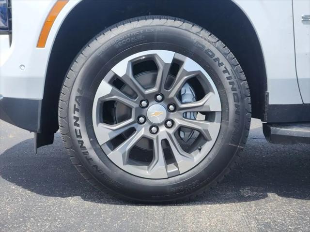 2026 Chevrolet Suburban LT, 4WD