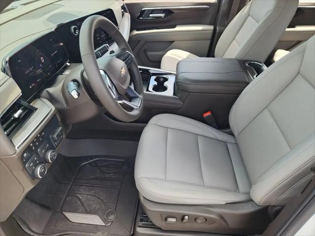 2026 Chevrolet Suburban LT, 4WD