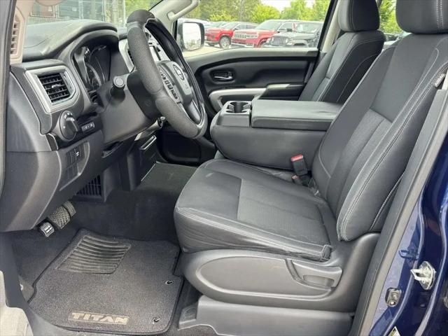 2019 Nissan Titan SV