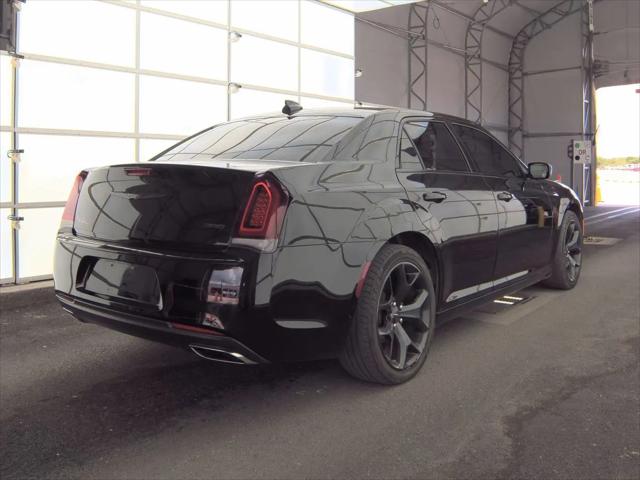 2022 Chrysler 300 Touring