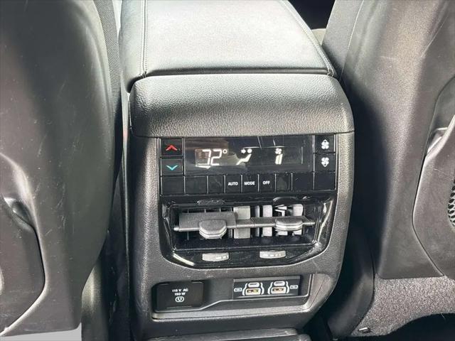 2023 Jeep Grand Cherokee L Altitude 4x4
