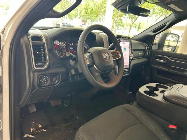 2025 Ram 3500 Big Horn Crew Cab 4x4 8' Box