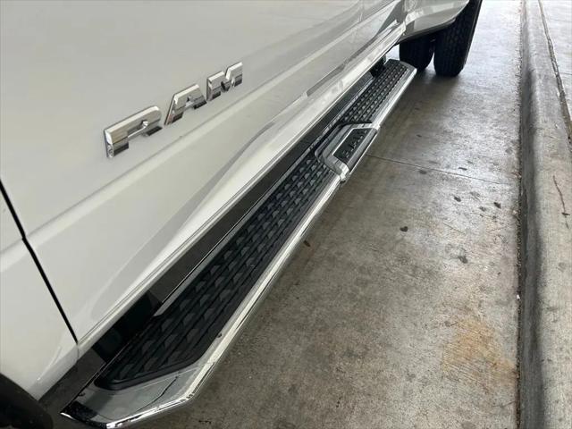 2025 Ram 3500 Big Horn Crew Cab 4x4 8' Box