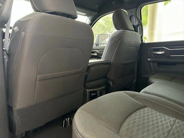 2025 Ram 3500 Big Horn Crew Cab 4x4 8' Box