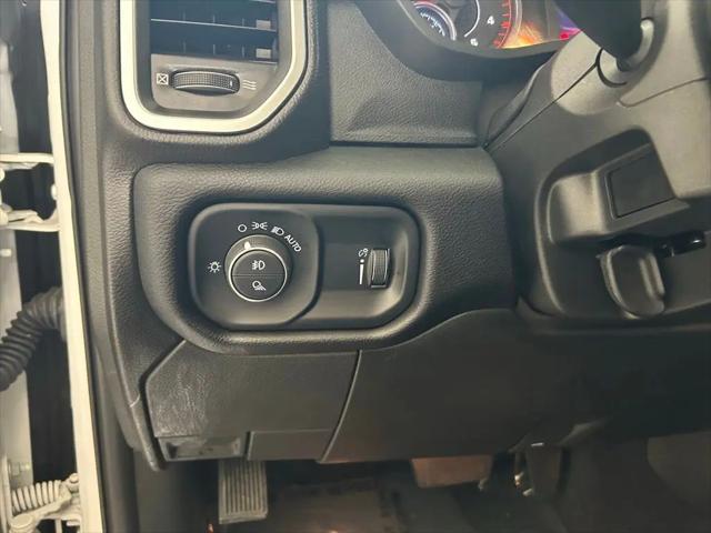 2025 Ram 3500 Big Horn Crew Cab 4x4 8' Box