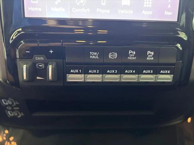 2025 Ram 3500 Big Horn Crew Cab 4x4 8' Box