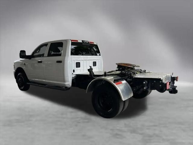 2025 Ram 3500 Tradesman Crew Cab 4x4 8 Box