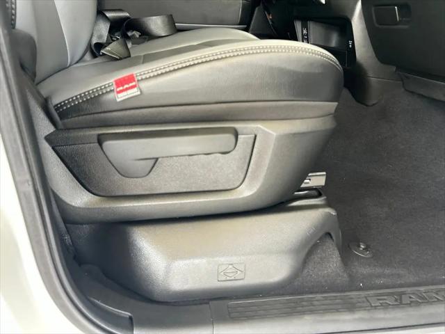2025 Ram 3500 Tradesman Crew Cab 4x4 8 Box
