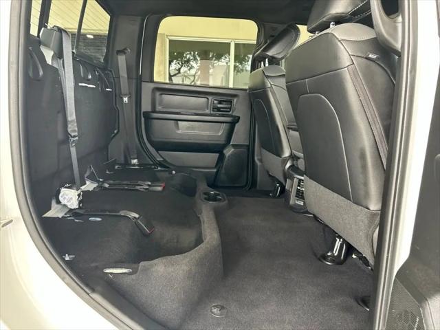 2025 Ram 3500 Tradesman Crew Cab 4x4 8 Box