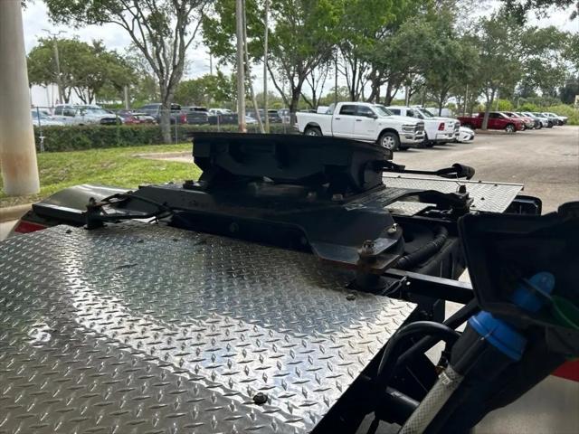 2025 Ram 3500 Tradesman Crew Cab 4x4 8 Box
