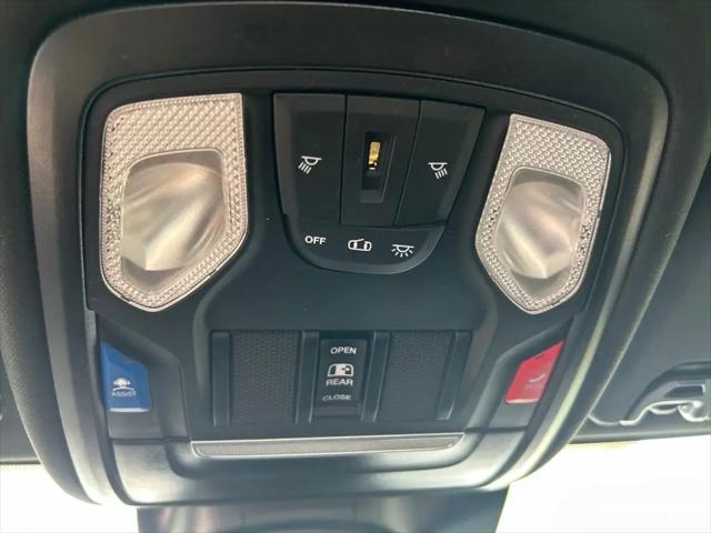 2025 Ram 3500 Tradesman Crew Cab 4x4 8 Box