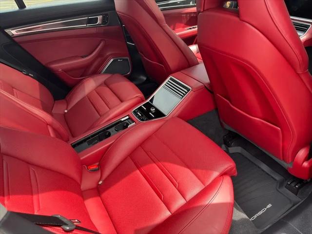 2018 Porsche Panamera Turbo