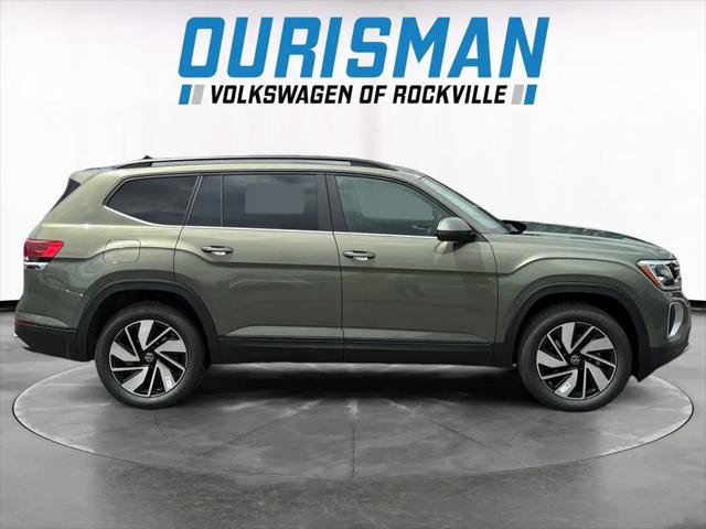 2026 Volkswagen Atlas SE with Technology