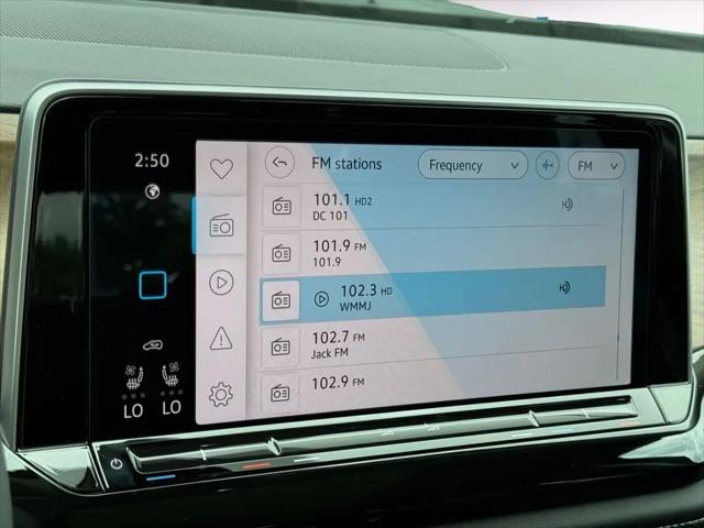 2026 Volkswagen Atlas SE with Technology